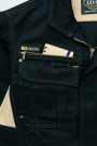 AZ-3801 長袖ブルゾン［社名刺繍無料］ 胸ファスナー付ポケット→メモ類や鍵など小物を安心収納。書類や伝票の収納にも最適。