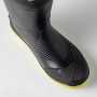 XEB85763 ショート丈安全長靴 パーツの張り合わせがないPVCインジェクション製法(射出成型)で水漏れの心配なし。