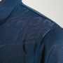 IZFRONTIER401 ドライストレッチ長袖ポロシャツ 左肩には立体的なプリントを配置し個性を演出
