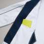 AZ-1901 長袖ブルゾン(男女兼用)［社名刺繍無料］ 身頃ポケット/身頃内側にもポケットを設けて収納性をアップ。